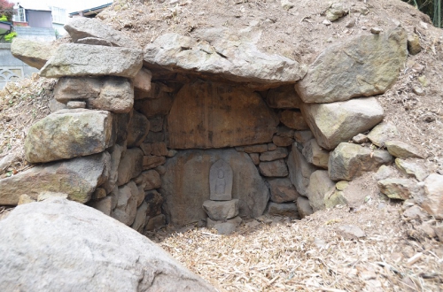 中塚古墳の石室の写真です。